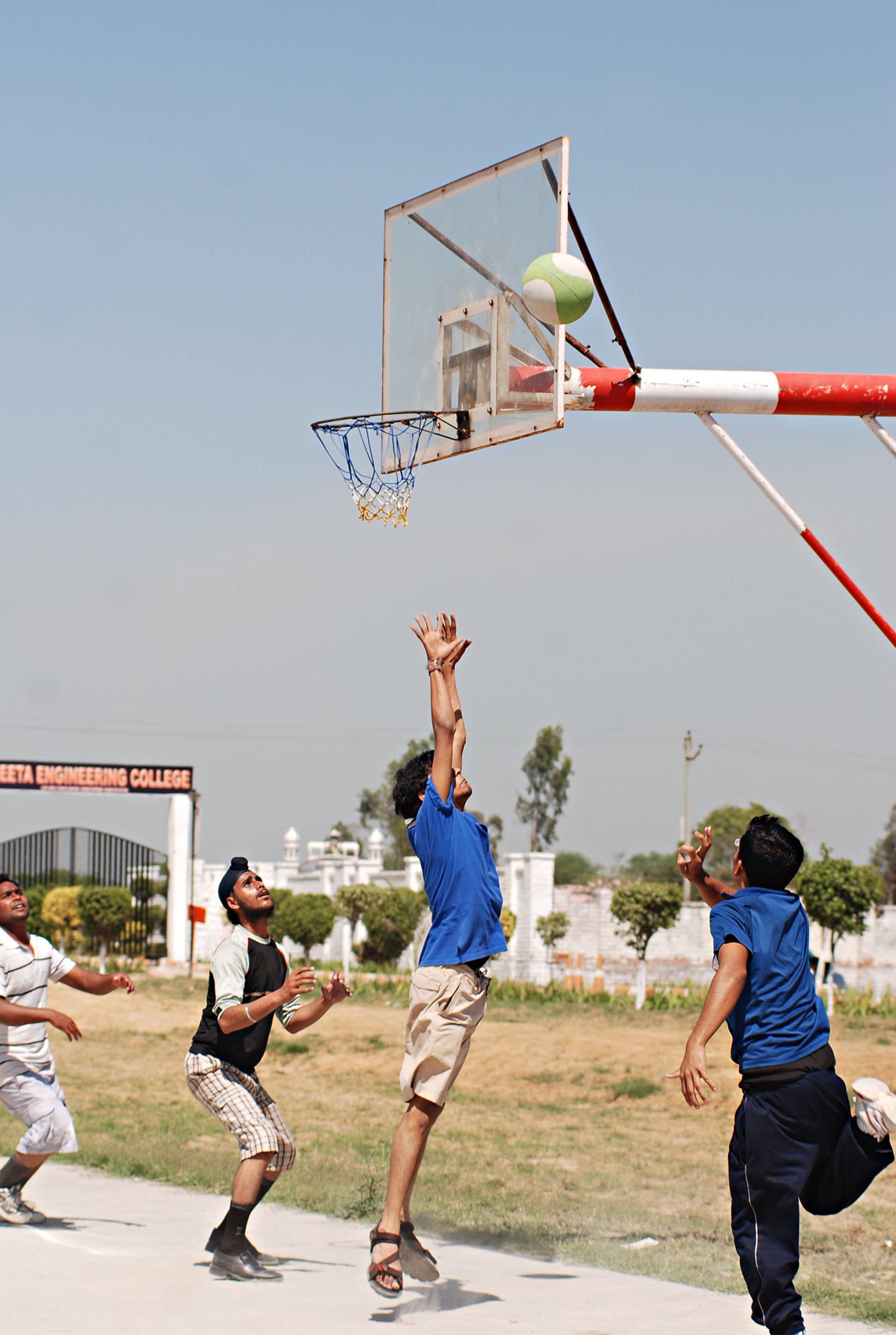 Basketball court · outdoor & indoor