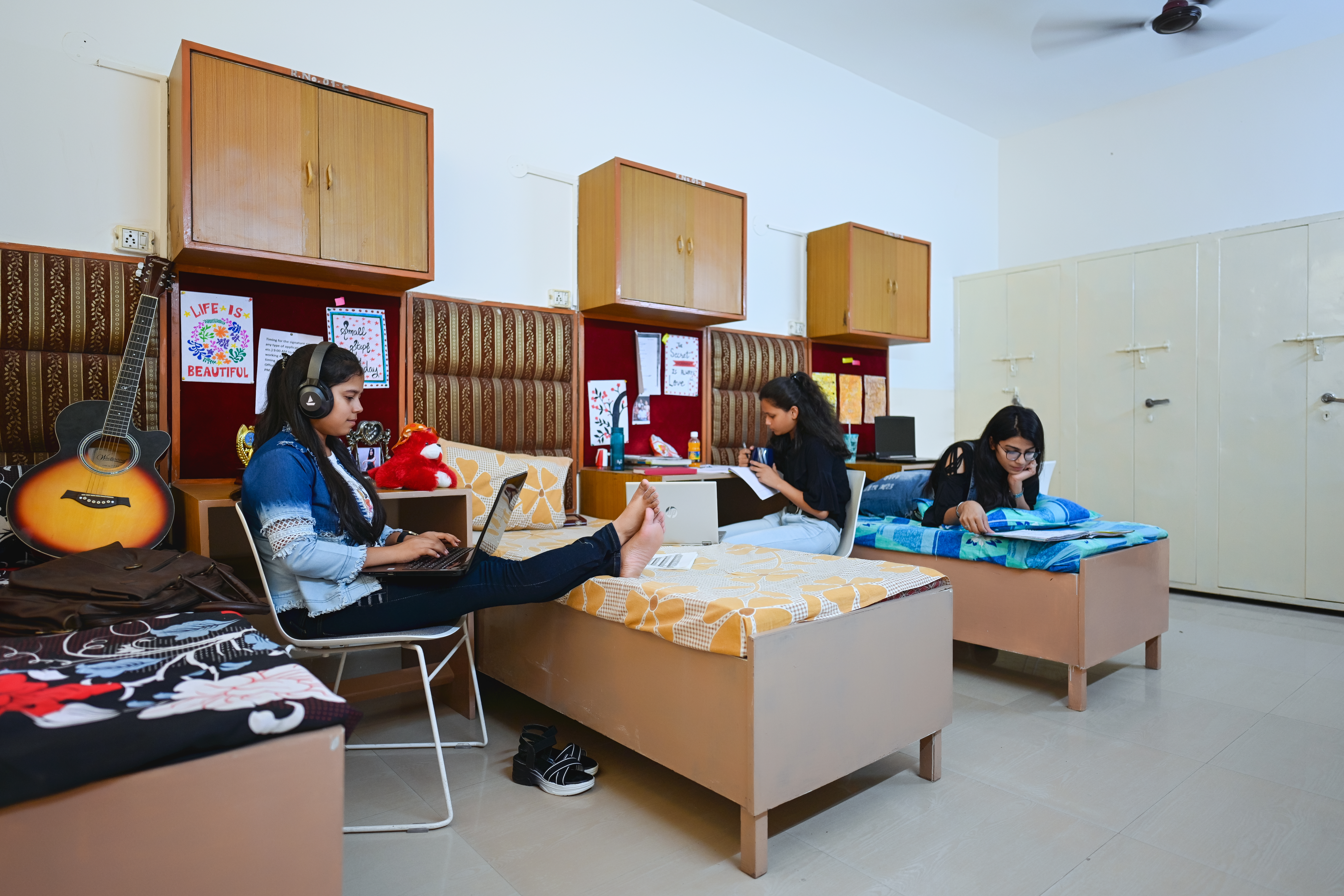 Hostel · AC 3-sharing residential rooms